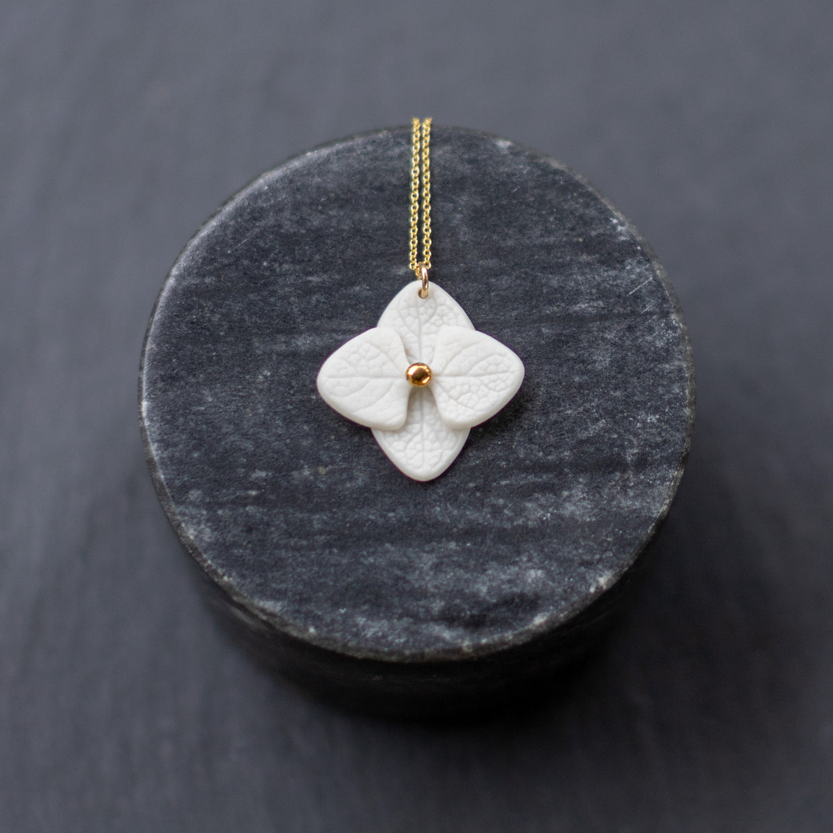 whitehydrangeanecklace-