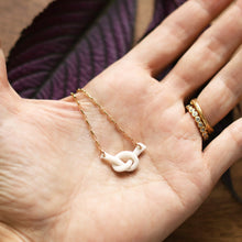 knot necklace