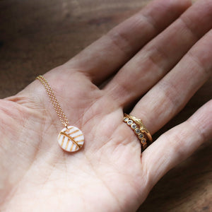 palm necklace